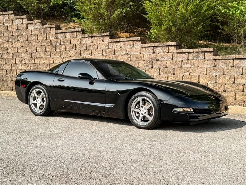 Chevrolet Corvette Coupe 2001