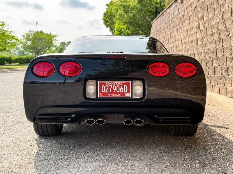 Chevrolet Corvette Coupe 2001