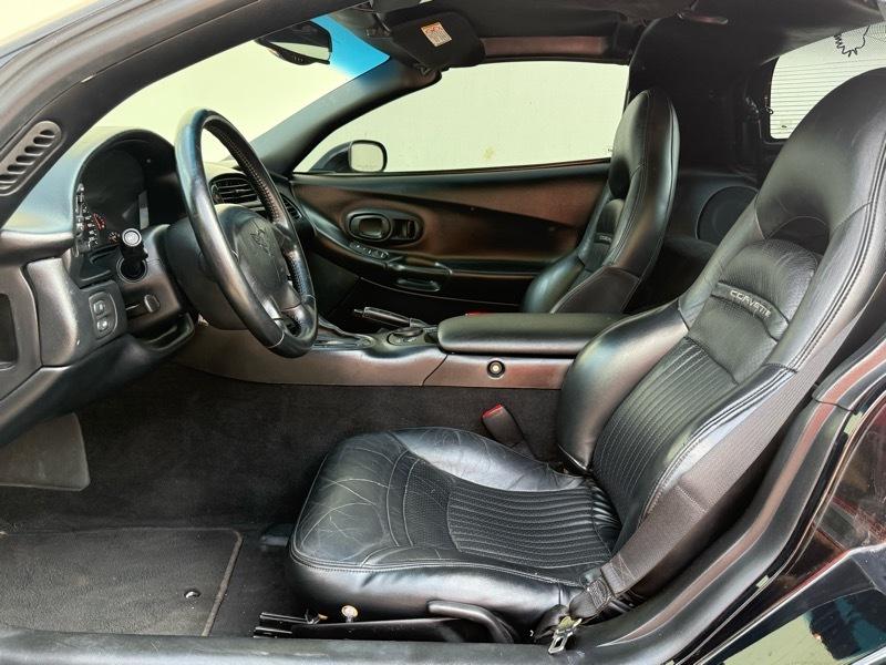 Chevrolet Corvette Coupe 2001