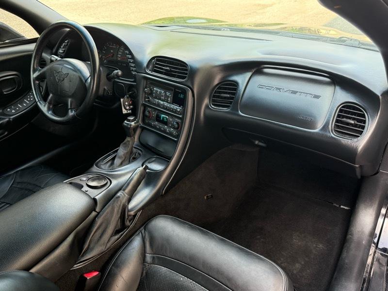 Chevrolet Corvette Coupe 2001