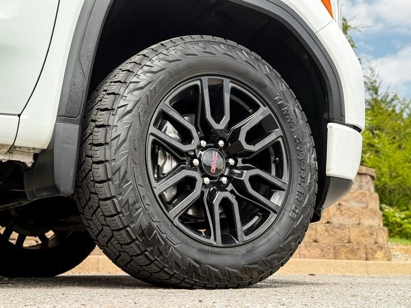 GMC Sierra 1500 Elevation Double Cab 4WD 2021