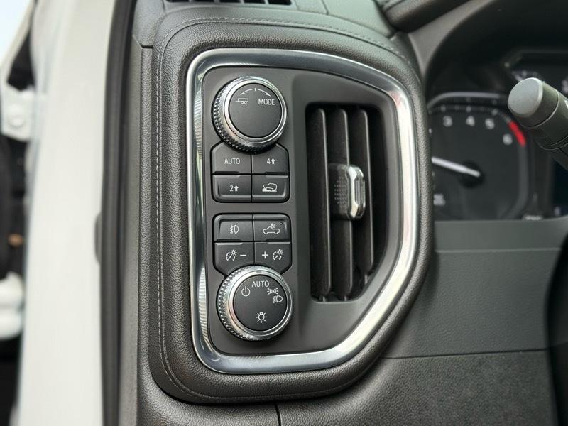 GMC Sierra 1500 Elevation Double Cab 4WD 2021