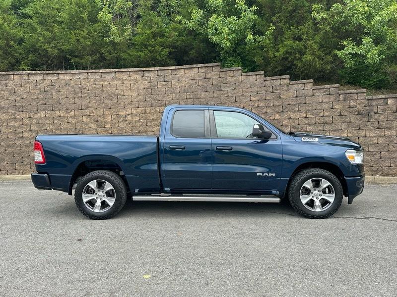 RAM 1500 Big Horn Quad Cab 4WD 2021
