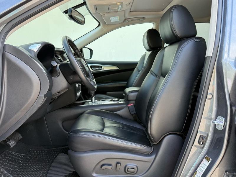 Nissan Pathfinder SL 4WD 2017