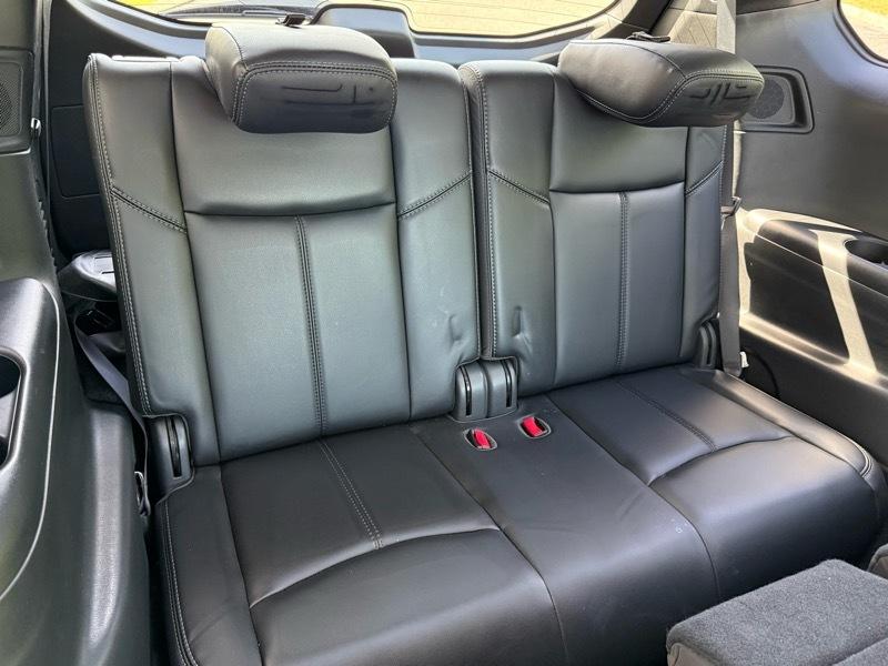 Nissan Pathfinder SL 4WD 2017