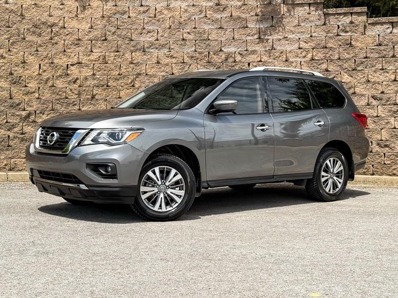 Nissan Pathfinder SV 4WD 2020
