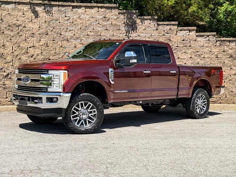 Ford F-250 SD Lariat Crew Cab 4WD 2017