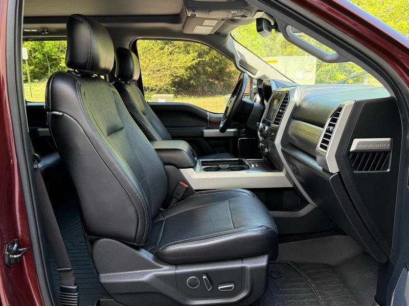 Ford F-250 SD Lariat Crew Cab 4WD 2017
