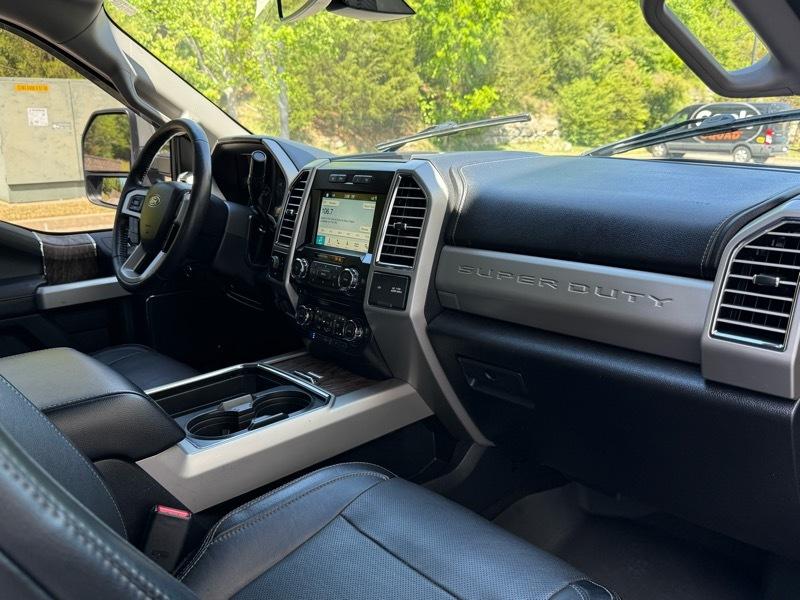 Ford F-250 SD Lariat Crew Cab 4WD 2017