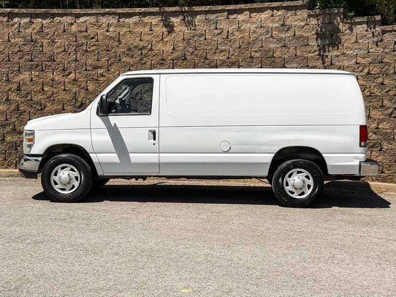 Ford Econoline E-250 2014
