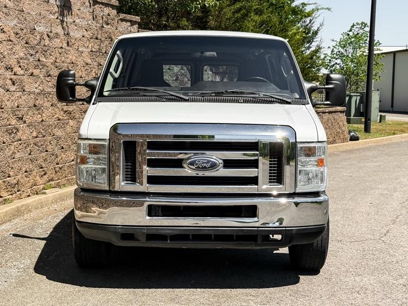 Ford Econoline E-250 2014