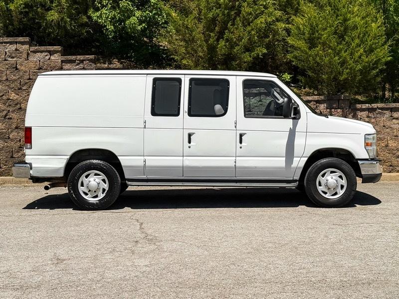 Ford Econoline E-250 2014