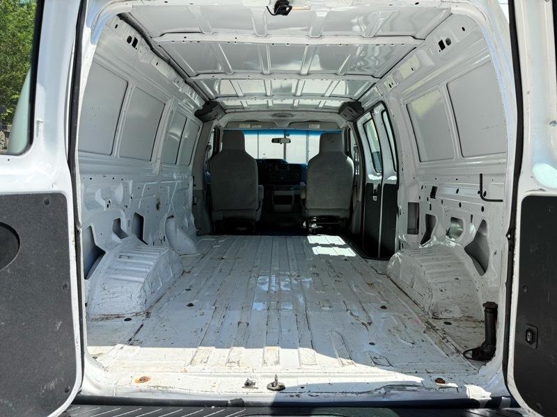 Ford Econoline E-250 2014
