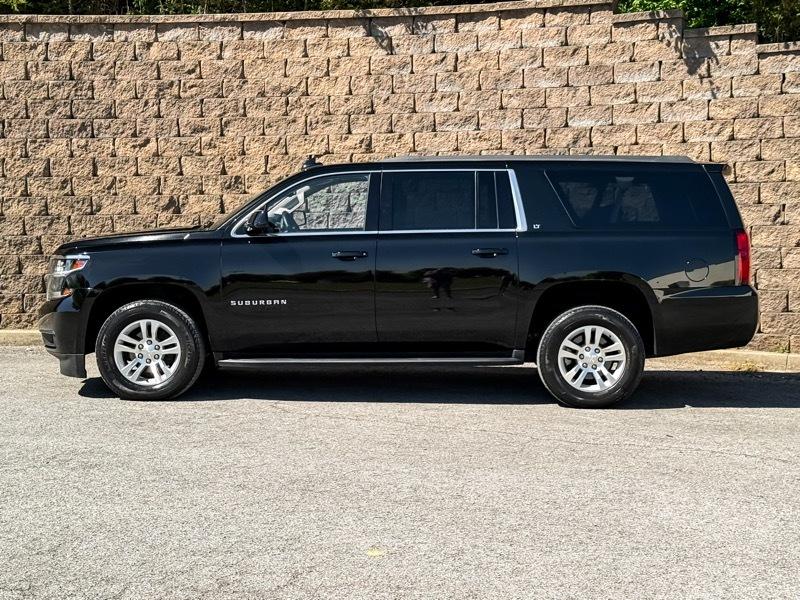 Chevrolet Suburban LT 4WD 2020