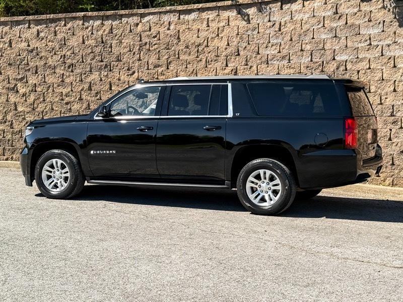 Chevrolet Suburban LT 4WD 2020