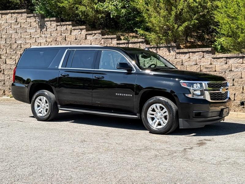 Chevrolet Suburban LT 4WD 2020