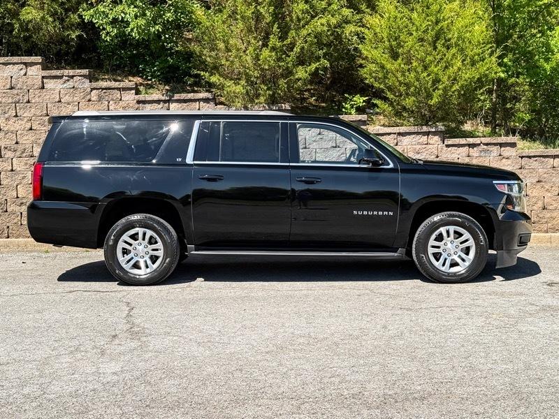 Chevrolet Suburban LT 4WD 2020