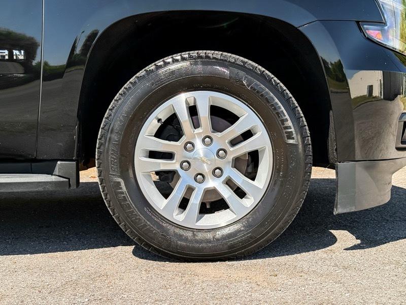 Chevrolet Suburban LT 4WD 2020