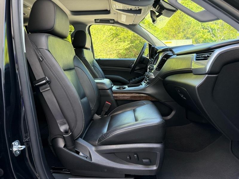 Chevrolet Suburban LT 4WD 2020
