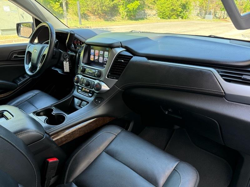 Chevrolet Suburban LT 4WD 2020