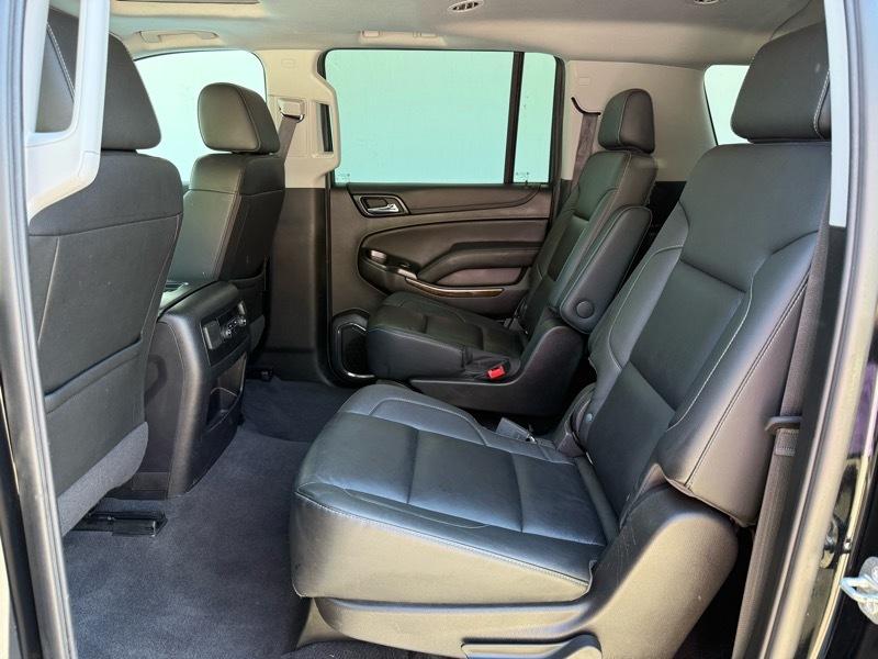 Chevrolet Suburban LT 4WD 2020