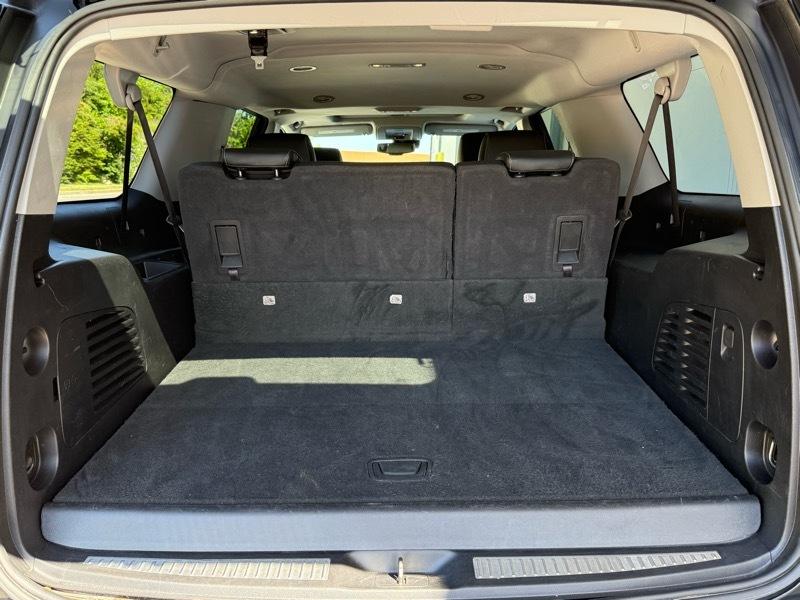 Chevrolet Suburban LT 4WD 2020