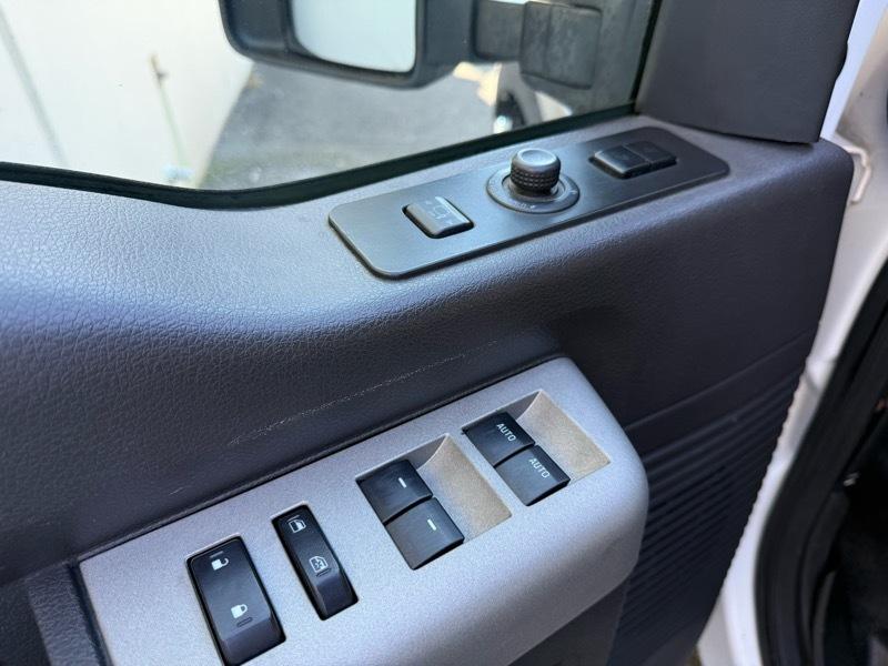 Ford F-350 SD Lariat Crew Cab Long Bed 4WD 2015