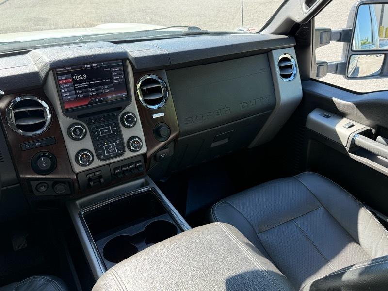Ford F-350 SD Lariat Crew Cab Long Bed 4WD 2015