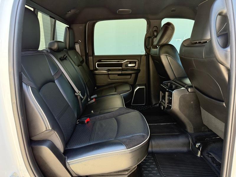 RAM 2500 Laramie Crew Cab SWB 4WD 2020