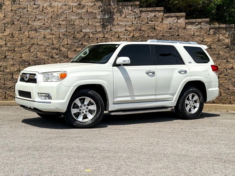 Toyota 4Runner SR5 2WD 2011