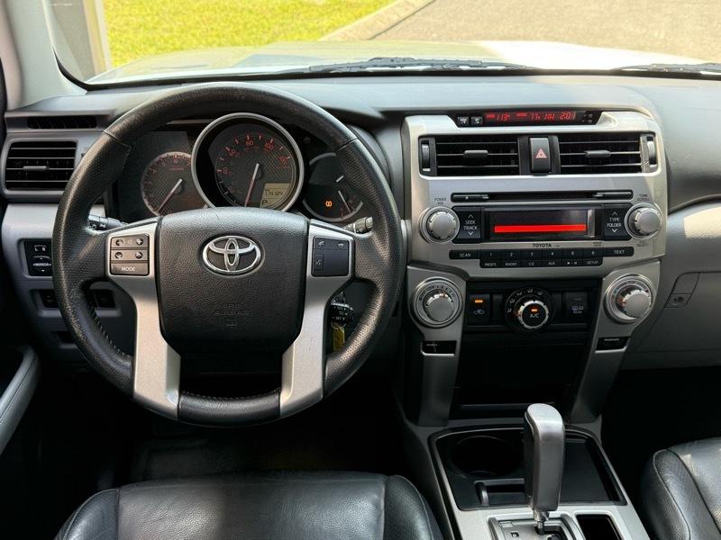 Toyota 4Runner SR5 2WD 2011