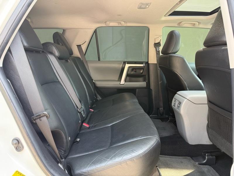Toyota 4Runner SR5 2WD 2011