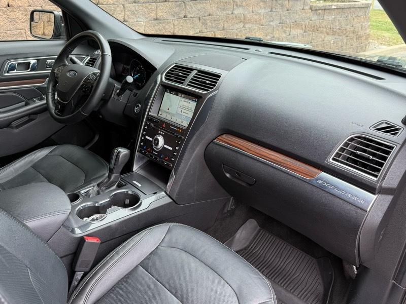 Ford Explorer Limited FWD 2018