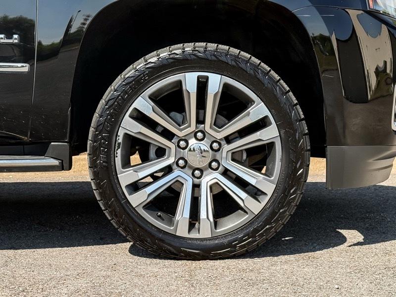 GMC Yukon XL Denali 4WD 2019