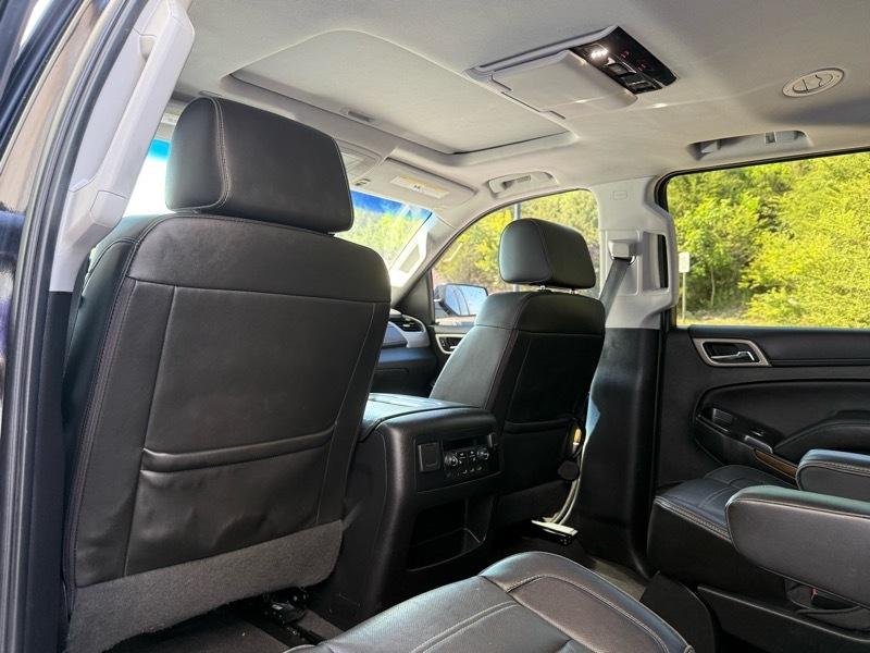 GMC Yukon XL Denali 4WD 2019