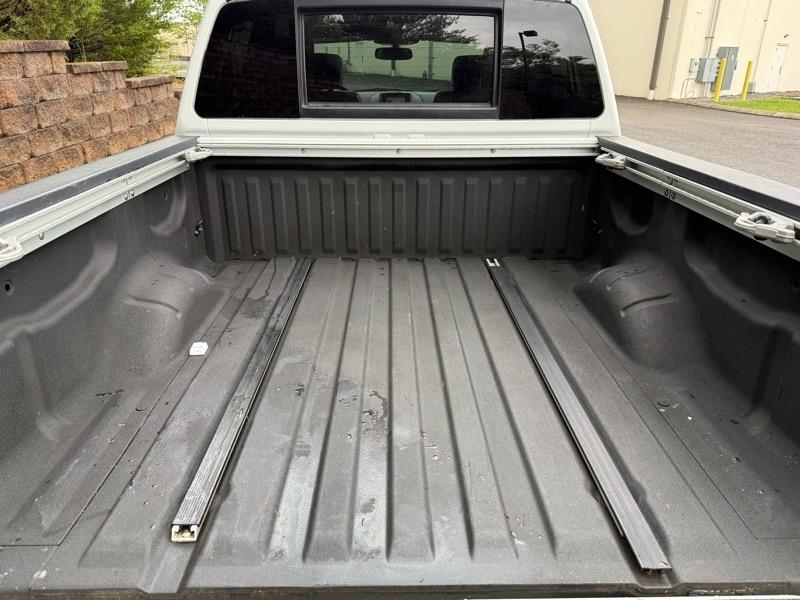 Nissan Titan PRO-4X Crew Cab 4WD 2013