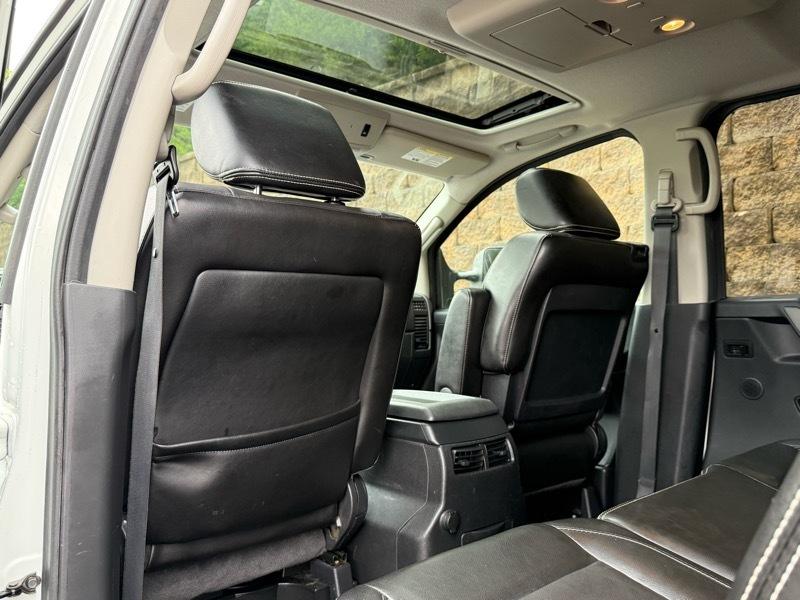 Nissan Titan PRO-4X Crew Cab 4WD 2013