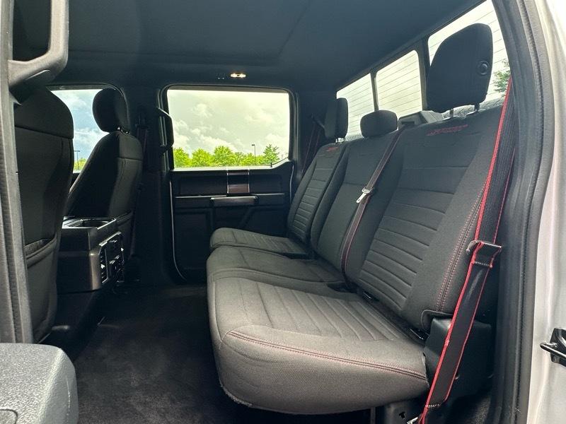 Ford F-150 4WD SuperCrew 145" XLT 2018