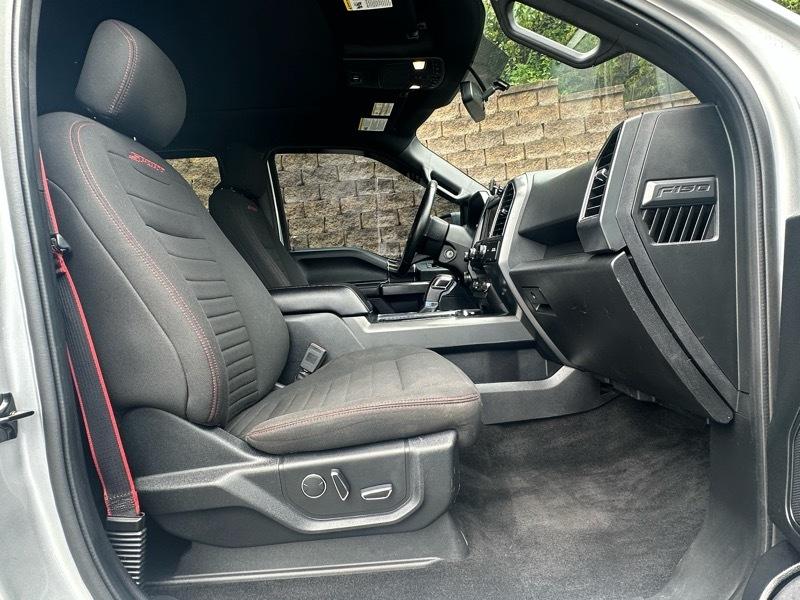 Ford F-150 4WD SuperCrew 145" XLT 2018