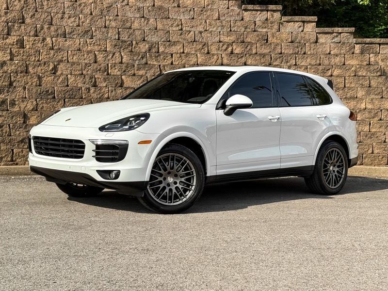 2017 Porsche Cayenne Base