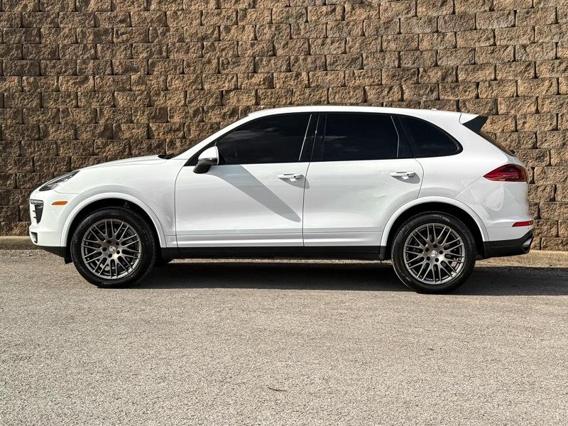 Porsche Cayenne Platinum Edition AWD 2017