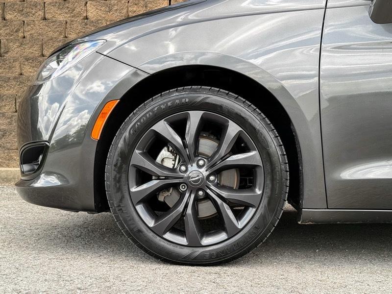 Chrysler Pacifica Touring Plus 2018