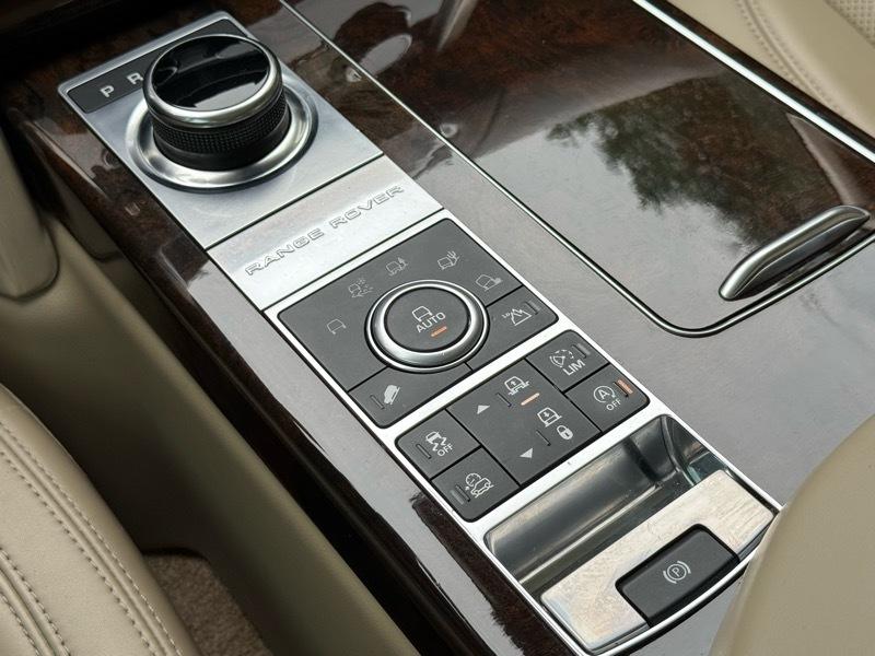 Land Rover Range Rover Supercharged 2017