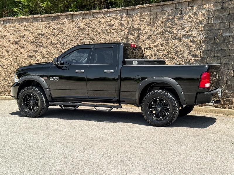RAM 1500 Express 4x4 Quad Cab 6'4" Box 2014