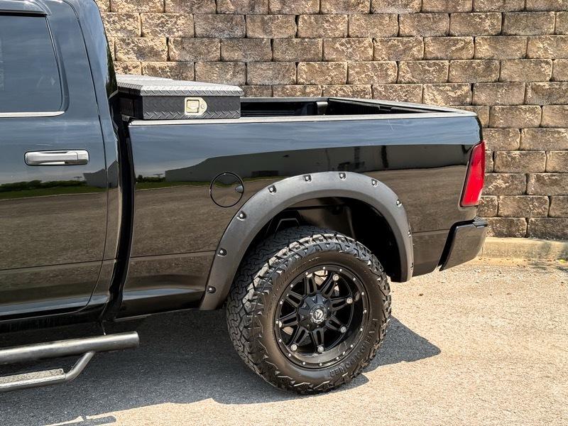 RAM 1500 Express 4x4 Quad Cab 6'4" Box 2014