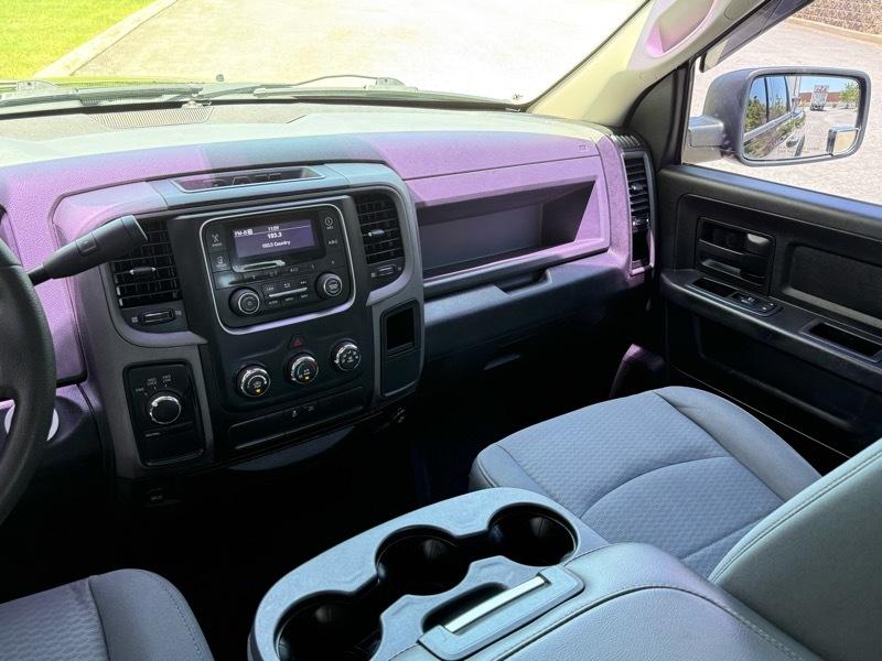 RAM 1500 Express 4x4 Quad Cab 6'4" Box 2014
