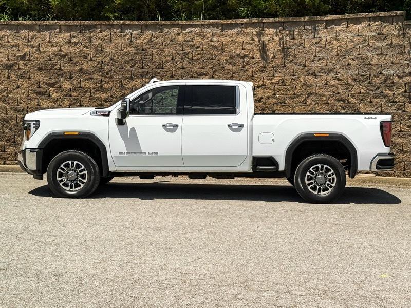 GMC Sierra 2500HD SLT Crew Cab 4WD 2025