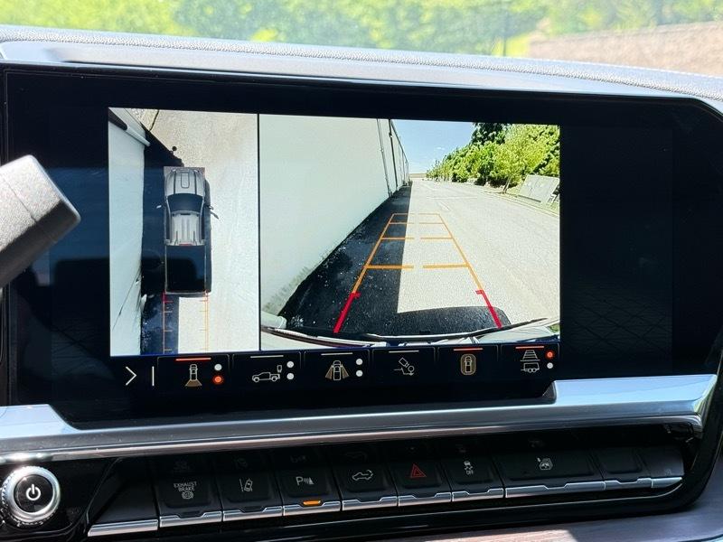 GMC Sierra 2500HD SLT Crew Cab 4WD 2025