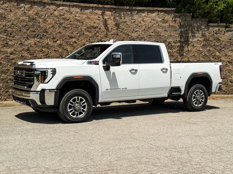 2025 GMC Sierra 2500HD SLT Crew Cab 4WD
