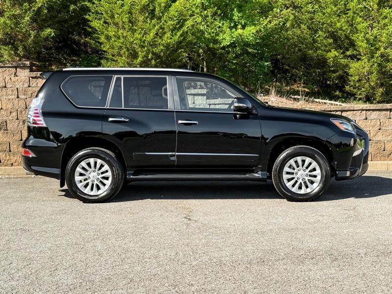 Lexus GX 460 Base 2018